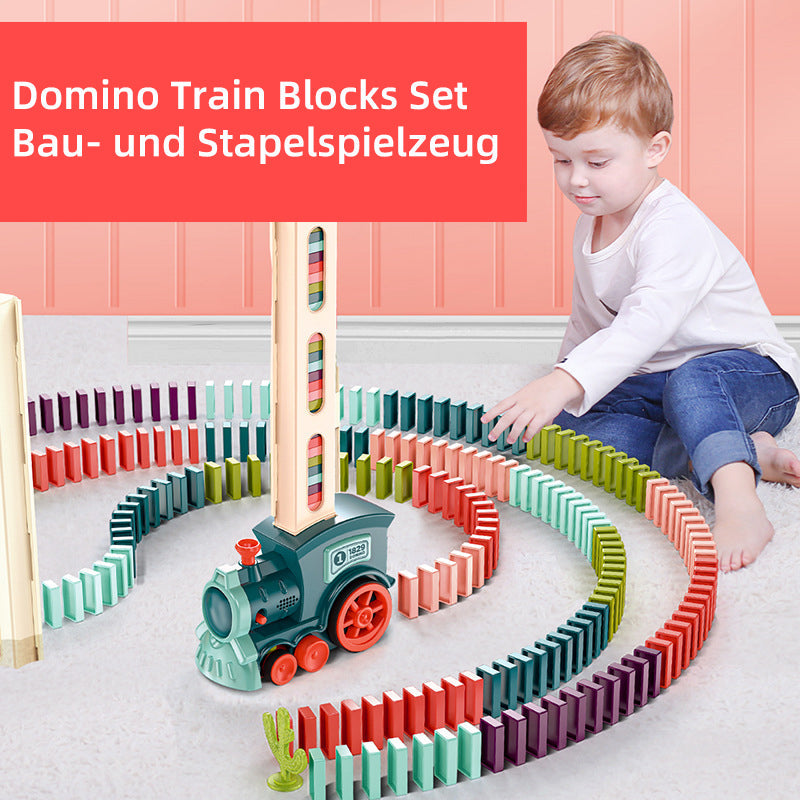 Domino-Zug-Baustein-Set, das Baustein-Spielzeug zusammenbaut