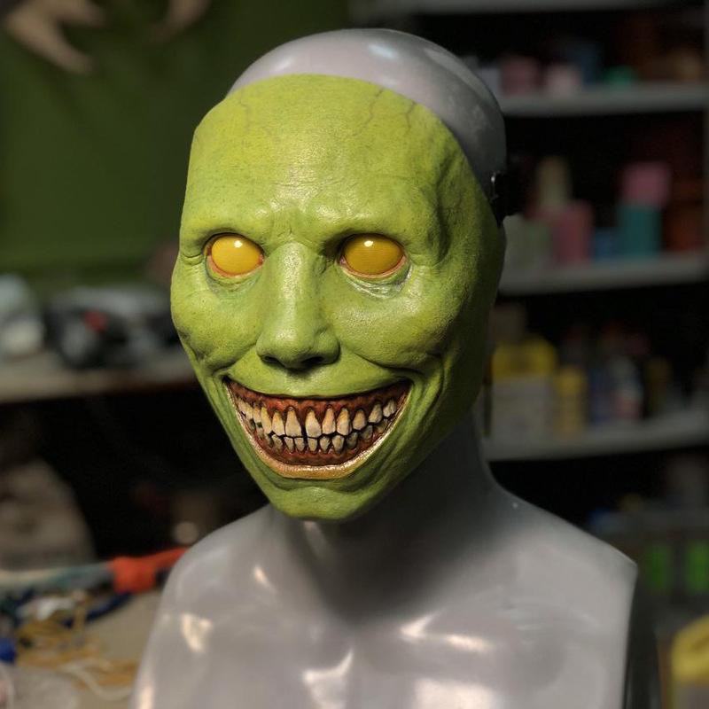 Gruselige Halloween Maske - Lächelnder Dämon
